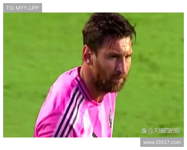 小蜘蛛任意球借鉴梅西技巧 小蜘蛛任意球借鉴梅西技巧